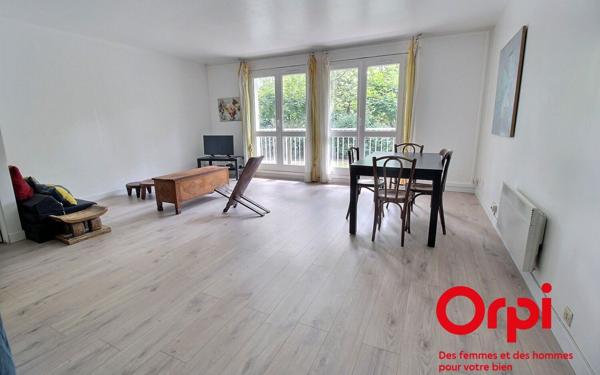 Appartement à vendre    4 pièces • 91,69 m2 Montigny-le-Bretonneux