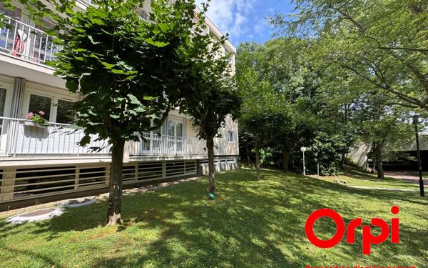 Appartement à vendre    4 pièces • 91,69 m2 Montigny-le-Bretonneux