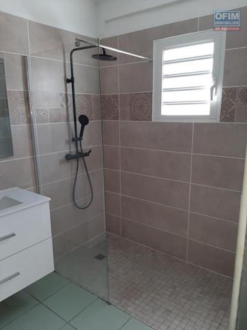 A louer appartement F3/4 au rdc au lieu dit Petit Bazar à Saint-André