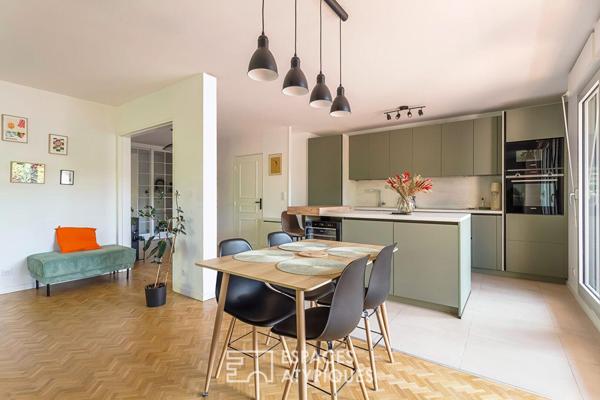 Très bel appartement entièrement rénové avec deux terrasses