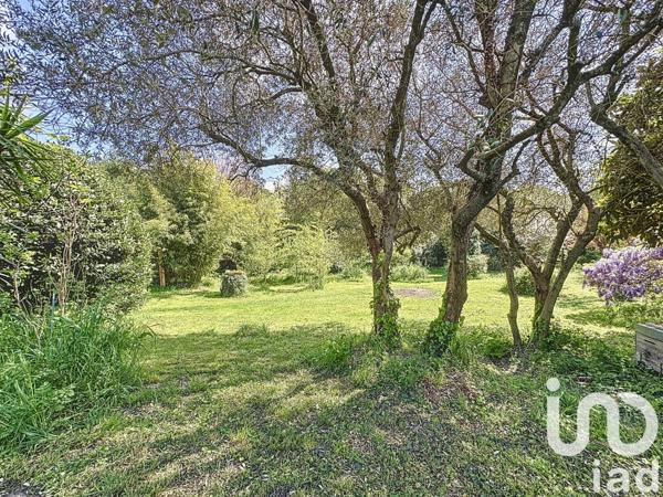 Maison 9 pièces de 160 m² à Beaucaire (30300)