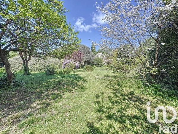 Maison 9 pièces de 160 m² à Beaucaire (30300)