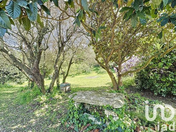 Maison 9 pièces de 160 m² à Beaucaire (30300)