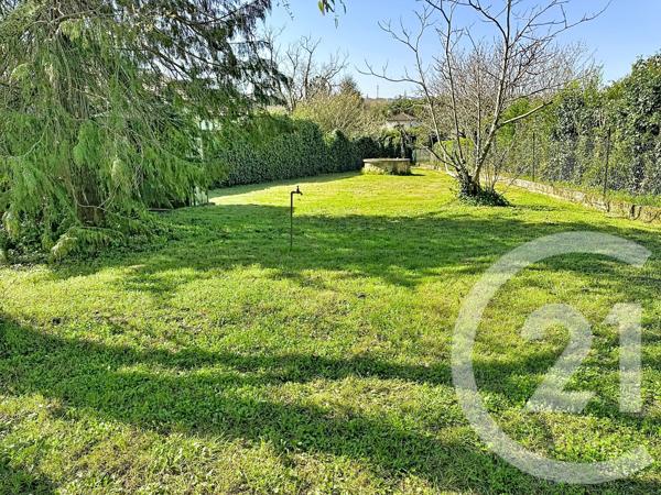 Maison à vendre  5 pièces - 110 m 2   L ISLE D ESPAGNAC  - 16