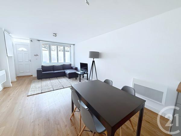 Maison à vendre  5 pièces - 110 m 2   L ISLE D ESPAGNAC  - 16