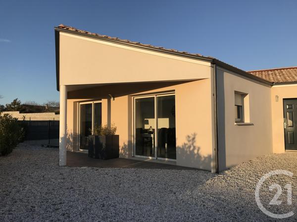 Maison à vendre  5 pièces - 110 m 2   L ISLE D ESPAGNAC  - 16