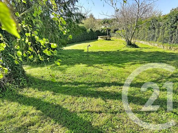 Maison à vendre  5 pièces - 110 m 2   L ISLE D ESPAGNAC  - 16