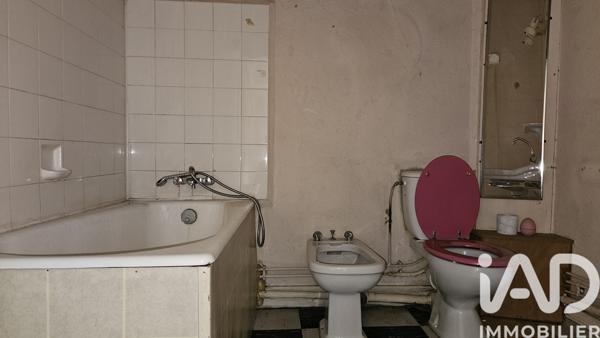 Immeuble à vendre 267 m² Maurs