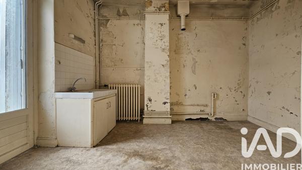 Immeuble à vendre 267 m² Maurs