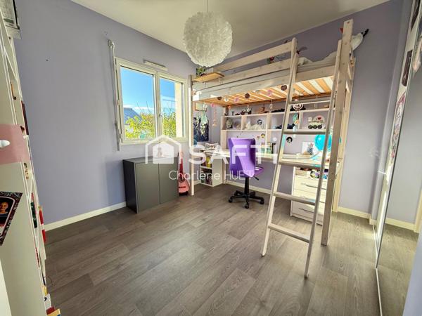 Maison lumineuse, 3 chambres, au calme