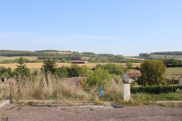 Terrain à bâtir de 845m²