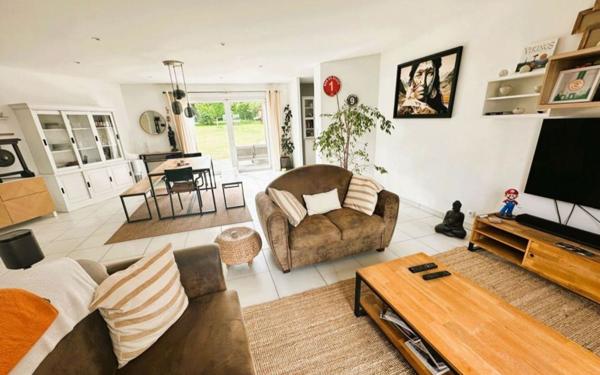 Maison à vendre    5 pièces •  Cusset