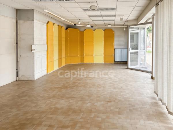 IDEAL INVESTISSEUR Immeuble avec local commercial à vendre SAVIGNE L'EVEQUE (72)