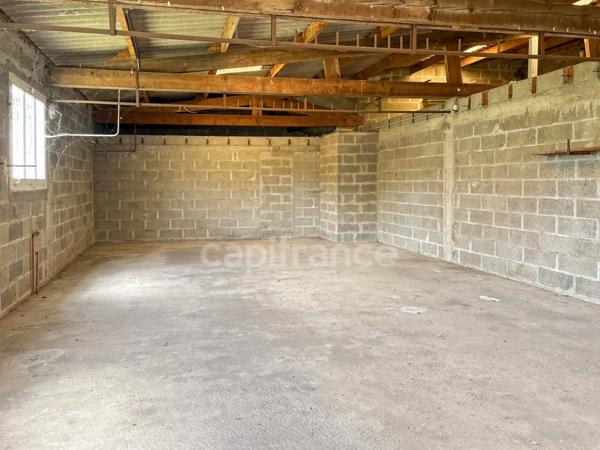 IDEAL INVESTISSEUR Immeuble avec local commercial à vendre SAVIGNE L'EVEQUE (72)