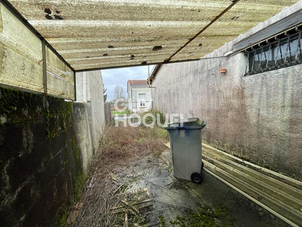 Local d'activité d'environ 66.10 m²