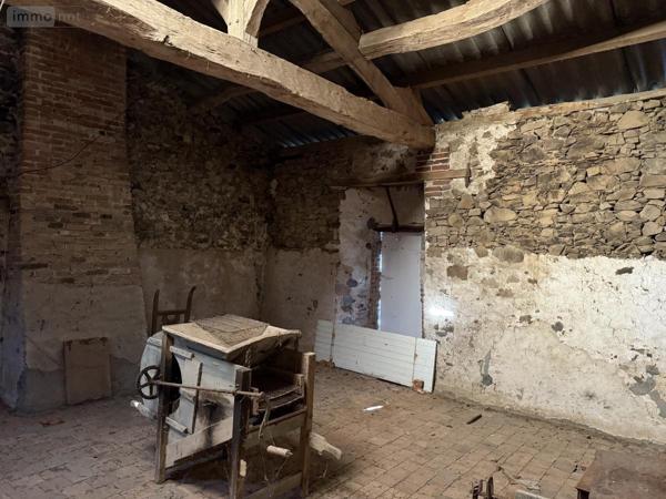 Maison à vendre à Saint-Hilaire-du-Bois dans le Maine-et-Loire (49310), ref : 49058-1563