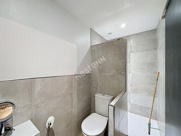 Appartement Poitiers 2 pièces 52.76m² m2 de caractère avec extérieur privé, parquet ancien et charme authentique, en plein coeur de Poitiers !