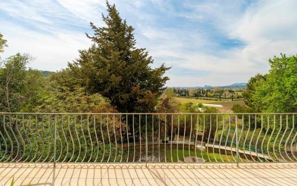 Maison à vendre    6 pièces • 197 m2 Saint-Cyr-sur-Mer