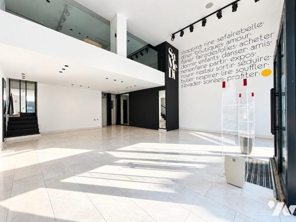 Local commercial de 81 m2 avec reserve