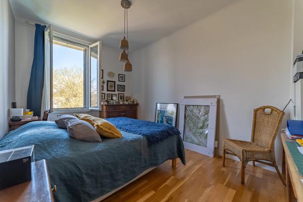 EXCEPTIONNEL ET RARE DANS LE CENTRE DE SOMMIERES : Maison de Maître avec Piscine (30)