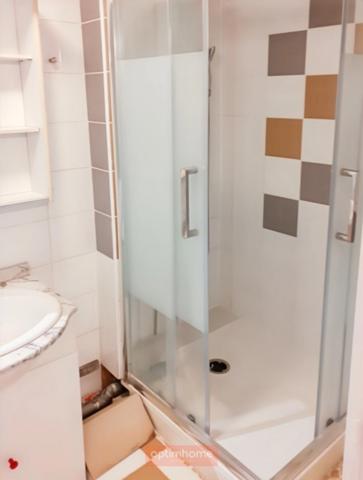 IMMEUBLE DE RAPPORT 3 STUDIOS LOUES