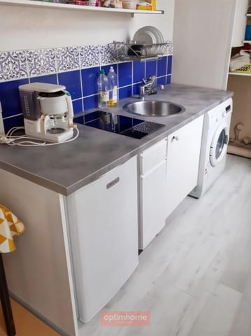 IMMEUBLE DE RAPPORT 3 STUDIOS LOUES