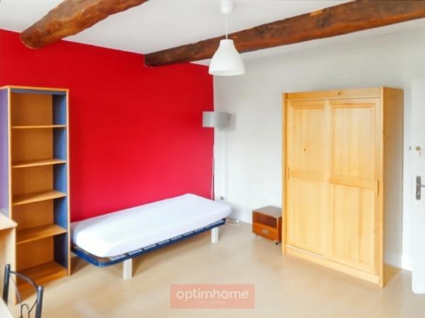 IMMEUBLE DE RAPPORT 3 STUDIOS LOUES