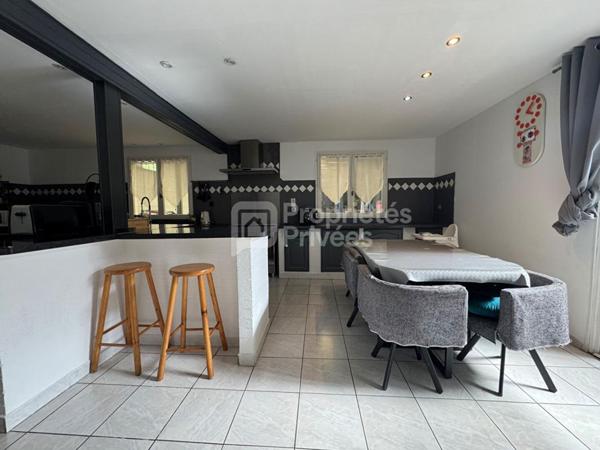 Ensemble immobilier - Maison 160 m² + 2 hangars + grand terrain - Barlin