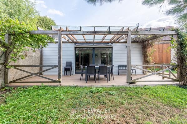 Maison familiale rénovée avec piscine et maison d’amis