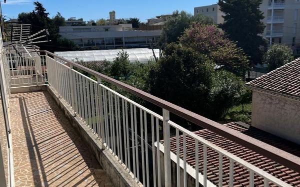 Appartement à vendre    4 pièces • 97 m2 Cagnes-sur-Mer