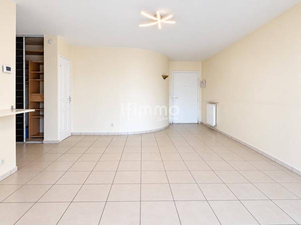 Appartement 51m² 3ème ascenseur garage balcon