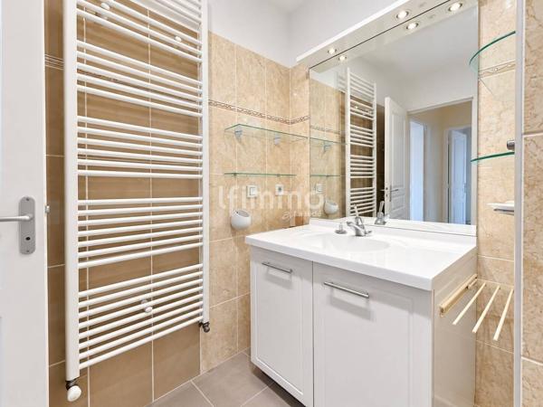 Appartement 51m² 3ème ascenseur garage balcon