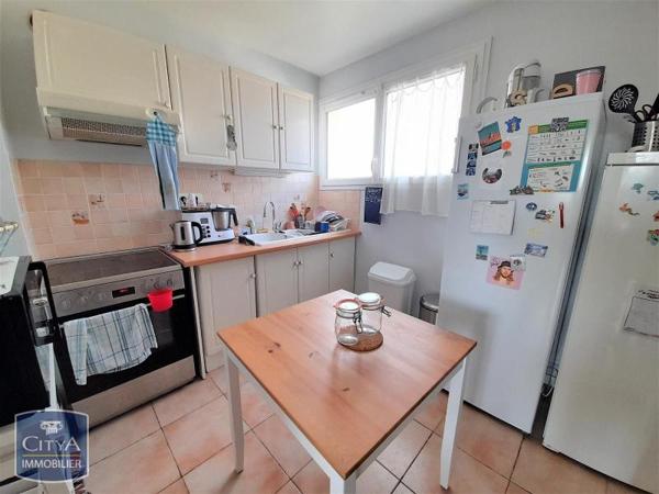 Appartement à louer 4 pièces 65.57m²