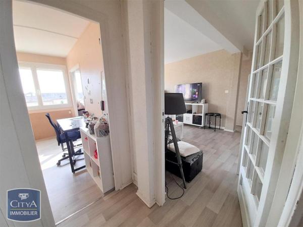 Appartement à louer 4 pièces 65.57m²