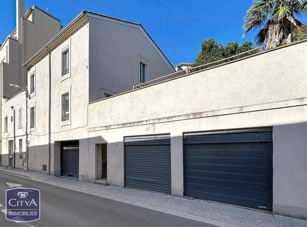 Immeuble à vendre 180m² Nîmes (30000)