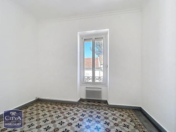 Immeuble à vendre 180m² Nîmes (30000)