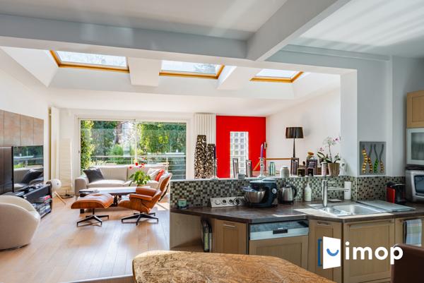 Maison contemporaine jardin. 3 chambres. Garage