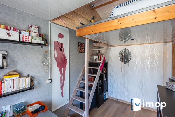 Maison contemporaine jardin. 3 chambres. Garage