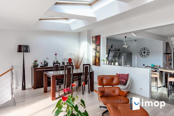 Maison contemporaine jardin. 3 chambres. Garage