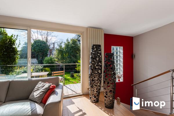 Maison contemporaine jardin. 3 chambres. Garage