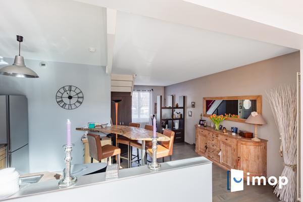 Maison contemporaine jardin. 3 chambres. Garage