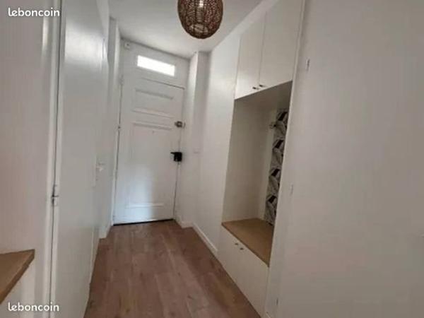 Chambre en colocation — T5 avec ascenseur, 8e étage