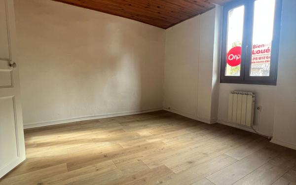 Maison à louer    3 pièces •  Saint-Georges-les-Bains