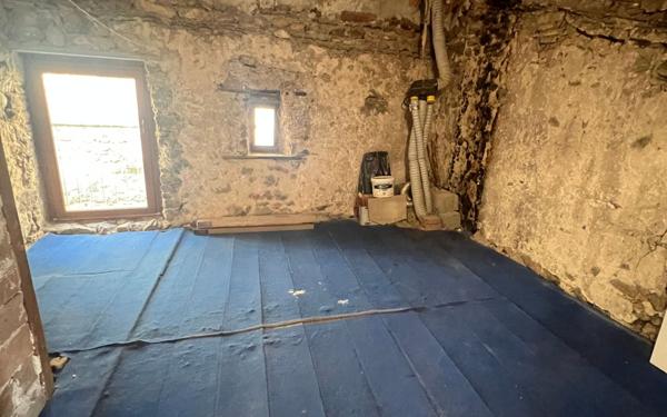 Maison à louer    3 pièces •  Saint-Georges-les-Bains