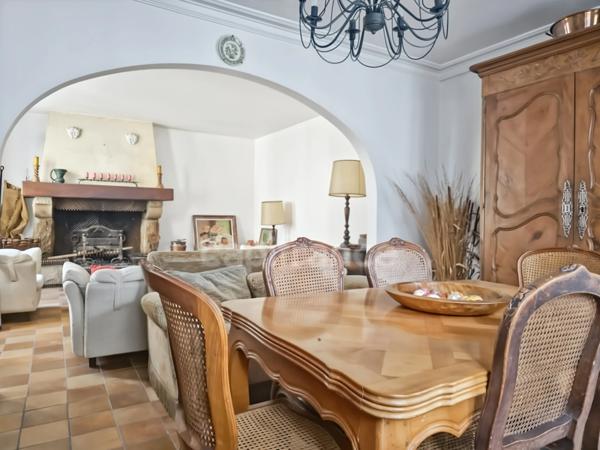 Maison de bourg avec fort potentiel au cœur de Moulins-la-Marche (61)