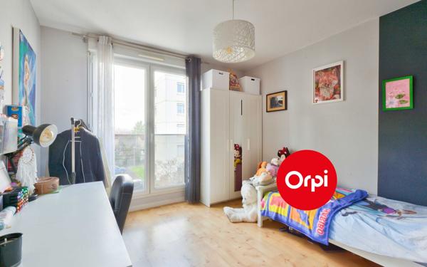 Appartement à vendre    5 pièces • 111,23 m2 Saint-Priest