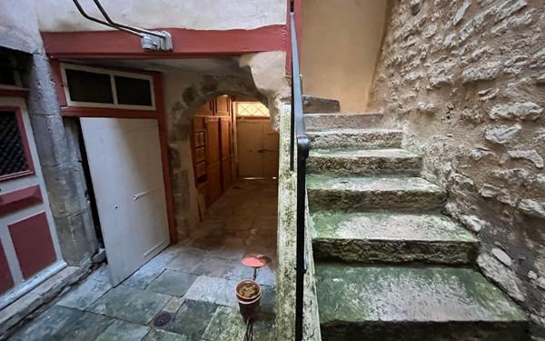 Appartement à louer    2 pièces • 44 m2 Mende