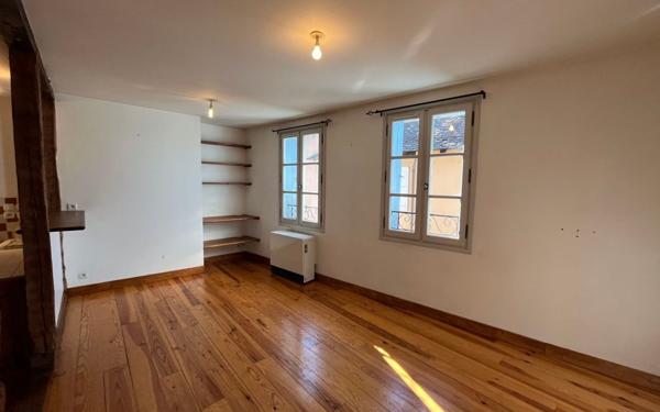Appartement à louer    2 pièces • 44 m2 Mende