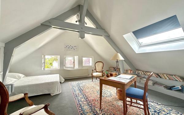 Maison à vendre    6 pièces • 121 m2 Talant