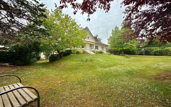 Maison à vendre    6 pièces • 121 m2 Talant